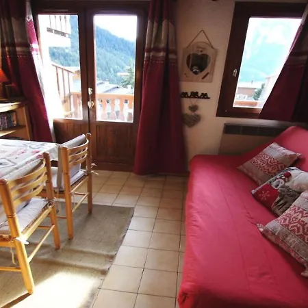 Apartment Le Centre - Pour 4 Personnes Mae-3345